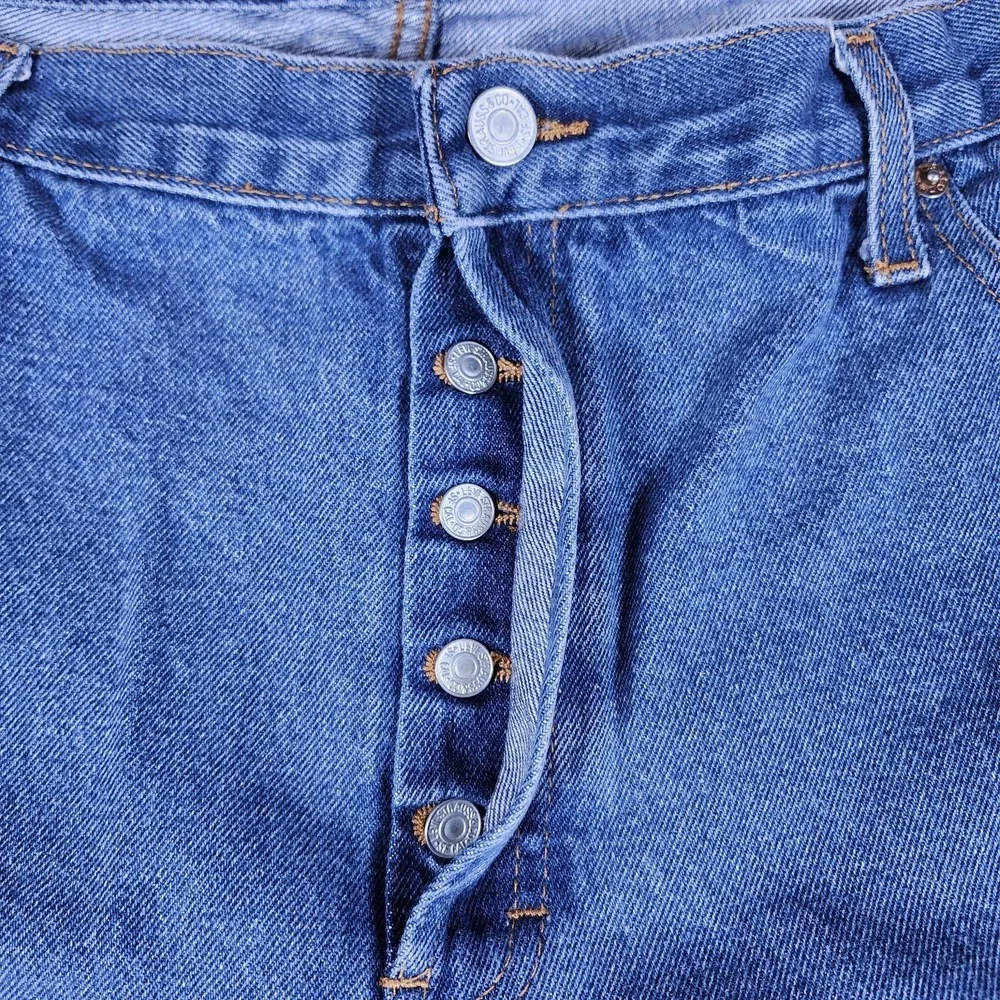 Levis 501 Button Fly Jeans Size 42 x 30 Blue Denim